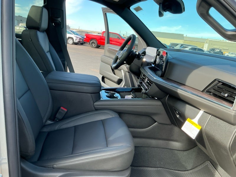 2027 Chevrolet Suburban LT