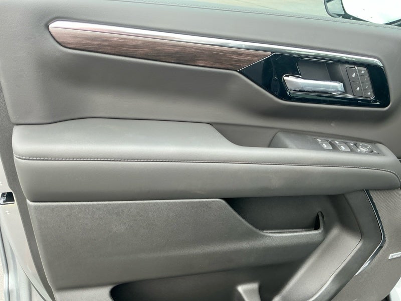2027 Chevrolet Suburban Z71