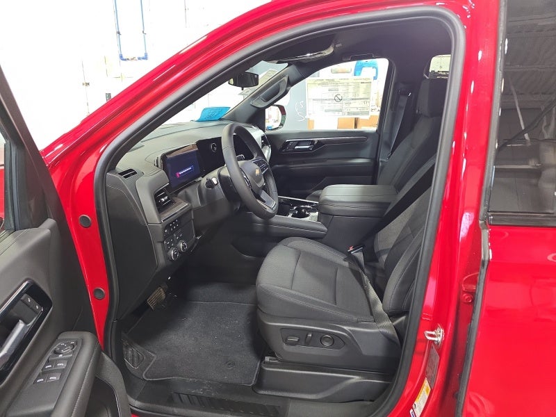 2025 Chevrolet Tahoe LS