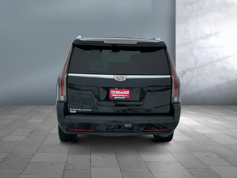 2018 Cadillac Escalade Luxury