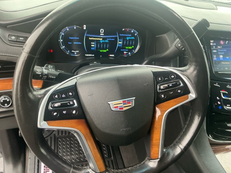 2017 Cadillac Escalade Luxury