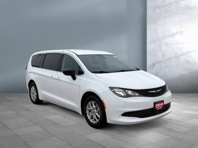 2024 Chrysler Voyager LX