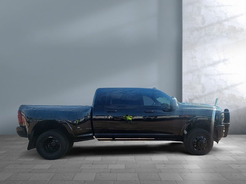 2026 RAM 3500 Limited