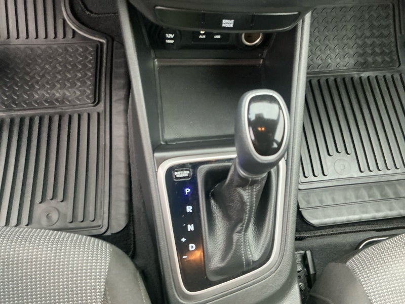 2022 Hyundai Accent SE