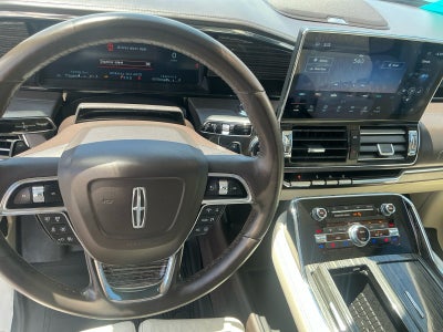 2023 Lincoln Navigator L Black Label