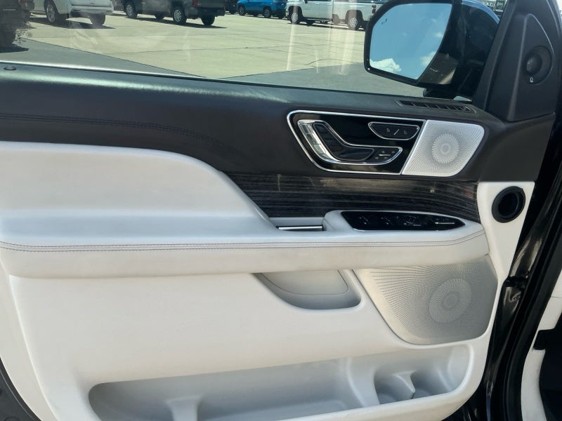 2023 Lincoln Navigator L Black Label
