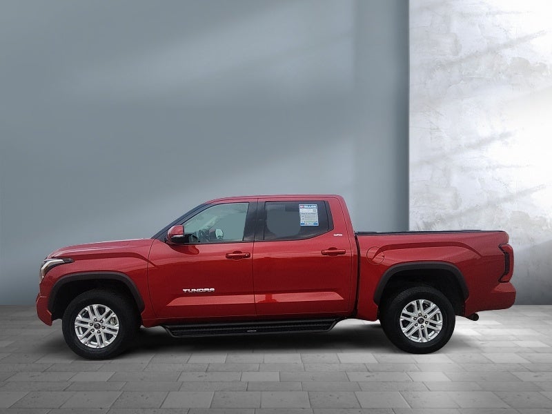 2022 Toyota Tundra 4WD SR5