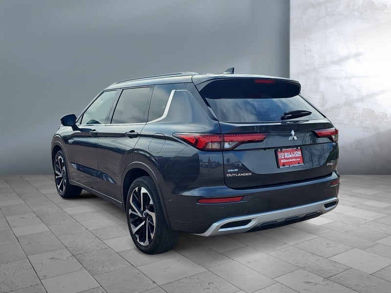 2025 Mitsubishi Outlander Plug-In Hybrid SEL