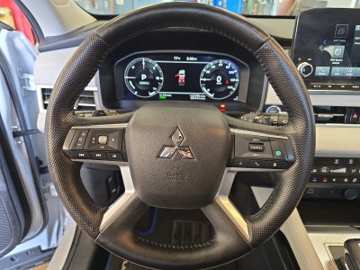 2024 Mitsubishi Outlander Plug-In Hybrid SEL