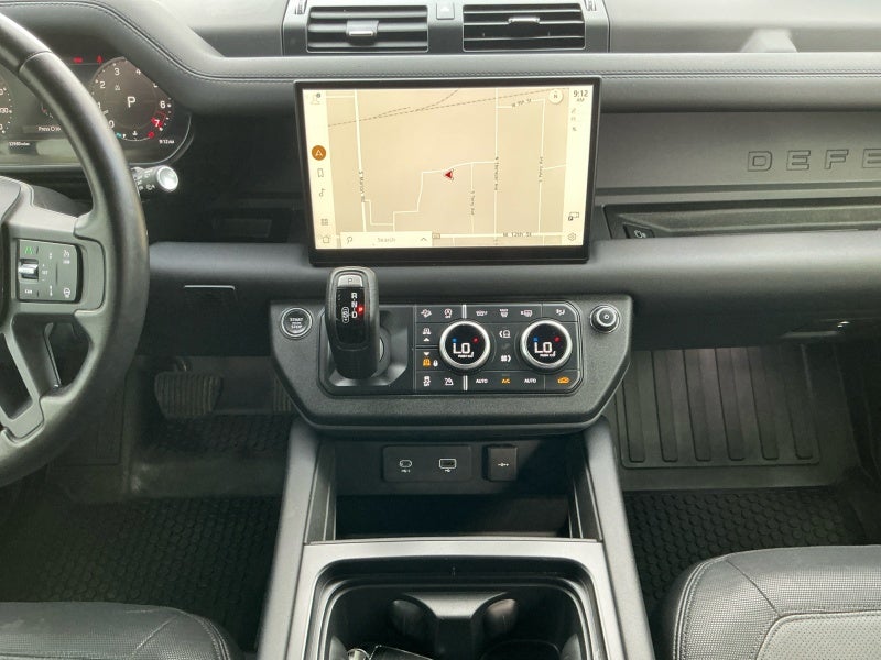 2024 Land Rover Defender X-Dynamic SE