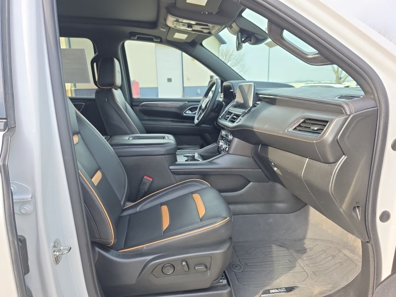 2023 GMC Yukon XL AT4