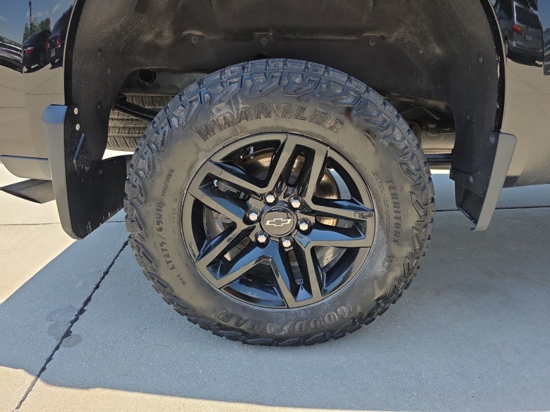 2023 Chevrolet Silverado 1500 Custom Trail Boss
