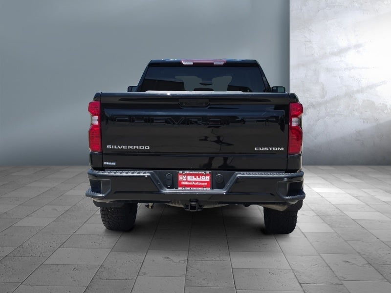 2023 Chevrolet Silverado 1500 Custom Trail Boss