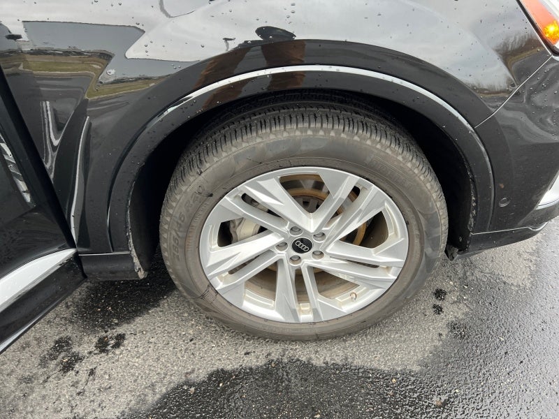 2024 Audi Q7 Premium Plus