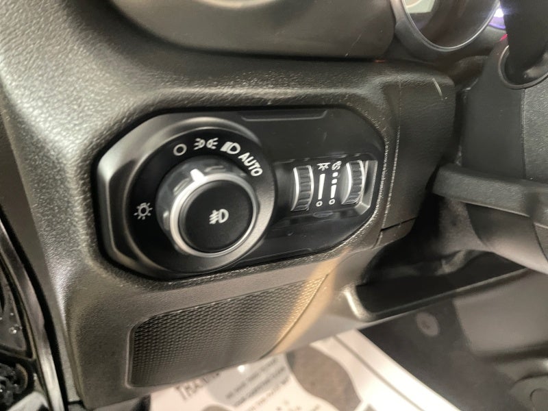 2019 Jeep WRANU SPORT