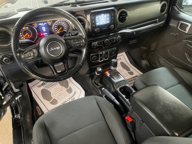2019 Jeep WRANU SPORT