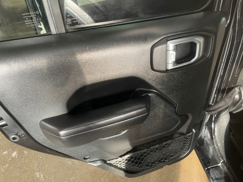 2019 Jeep WRANU SPORT