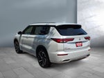2024 Mitsubishi Outlander Plug-In Hybrid SEL