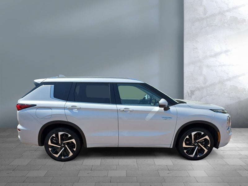 2024 Mitsubishi Outlander Plug-In Hybrid SEL