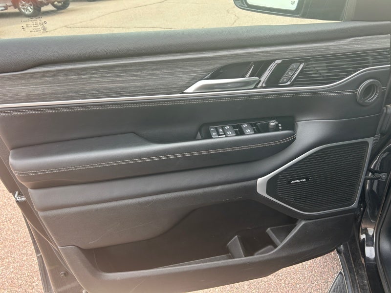 2023 Jeep Wagoneer L Series II