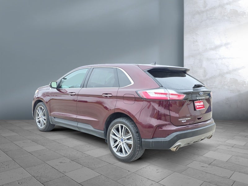 2022 Ford Edge Titanium