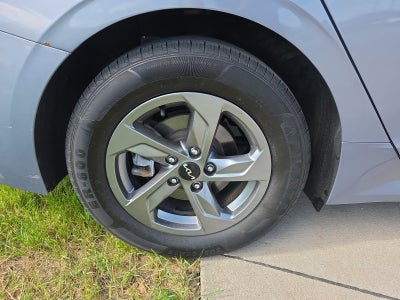 2022 Kia K5 LXS