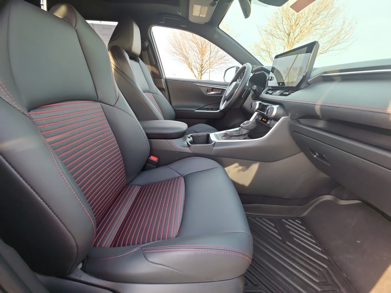 2025 Toyota RAV4 Plug-In Hybrid XSE