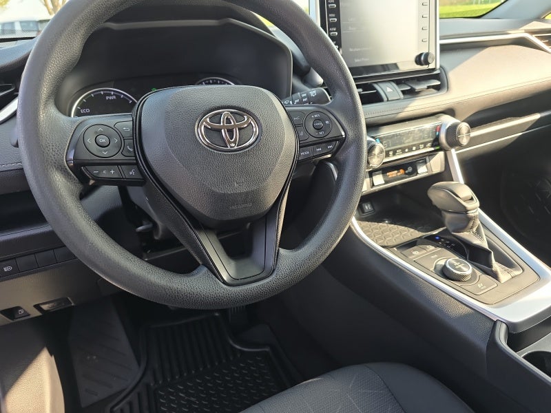 2019 Toyota RAV4 Hybrid XLE