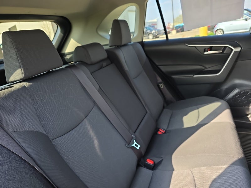 2019 Toyota RAV4 Hybrid XLE