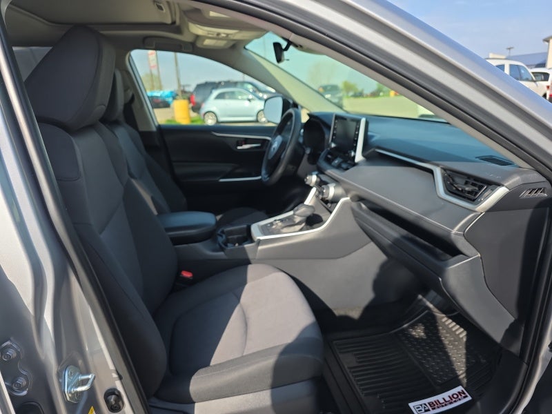 2019 Toyota RAV4 Hybrid XLE