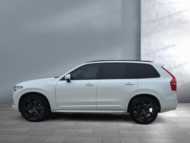 2020 Volvo XC90 Momentum
