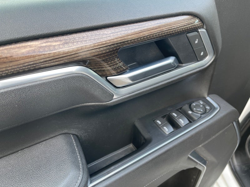 2025 Chevrolet Silverado LT