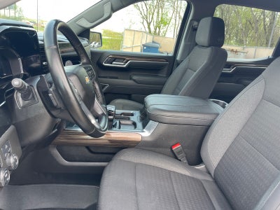 2025 Chevrolet Silverado LT