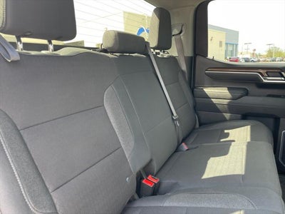 2025 Chevrolet Silverado LT