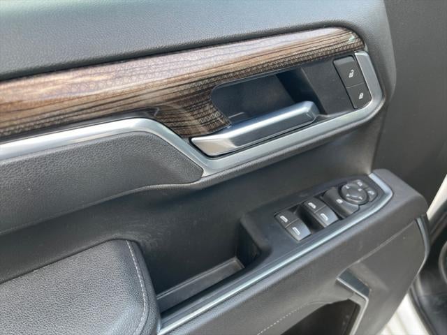 2025 Chevrolet Silverado LT