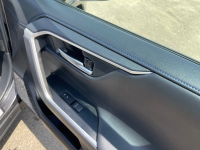 2024 Toyota RAV4 HYBRID Hybrid XSE
