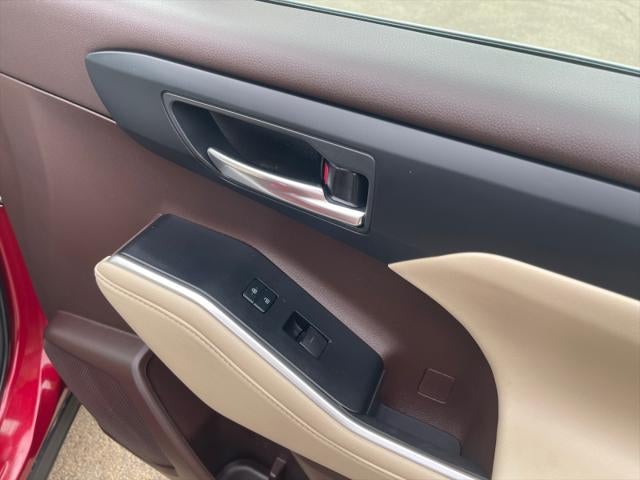 2021 Toyota HIGHLANDER HYBRD Hybrid XLE