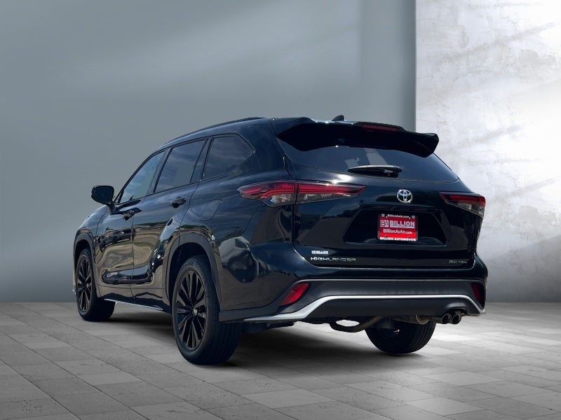 2025 Toyota Highlander XSE