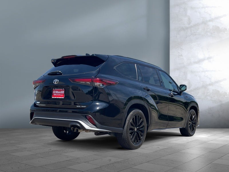 2025 Toyota Highlander XSE