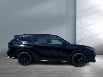 2025 Toyota Highlander XSE