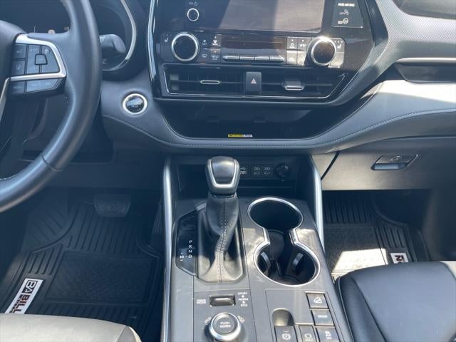 2025 Toyota Highlander XSE