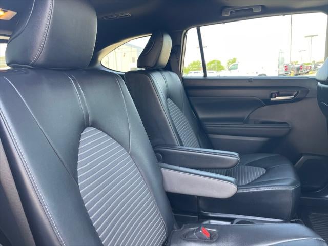 2025 Toyota Highlander XSE