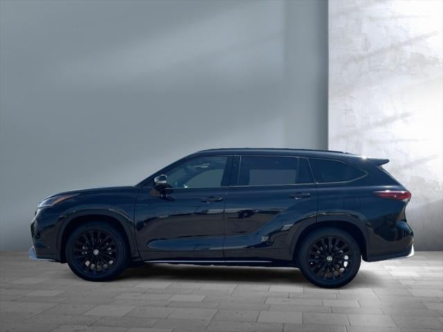 2025 Toyota Highlander XSE