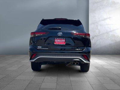 2025 Toyota Highlander XSE