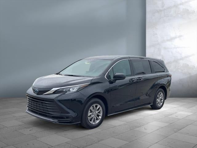 2025 Toyota SIENNA LE LE