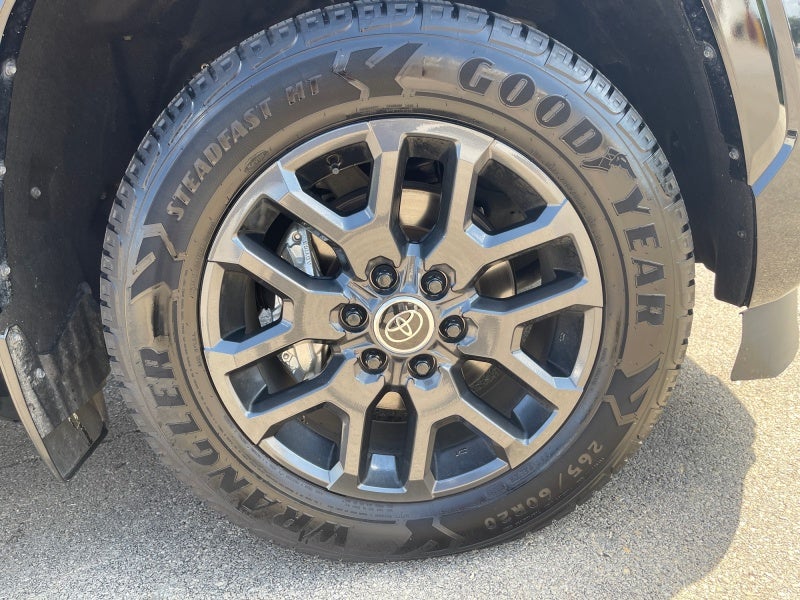 2024 Toyota Sequoia Platinum