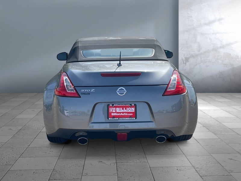 2018 Nissan 370Z Auto