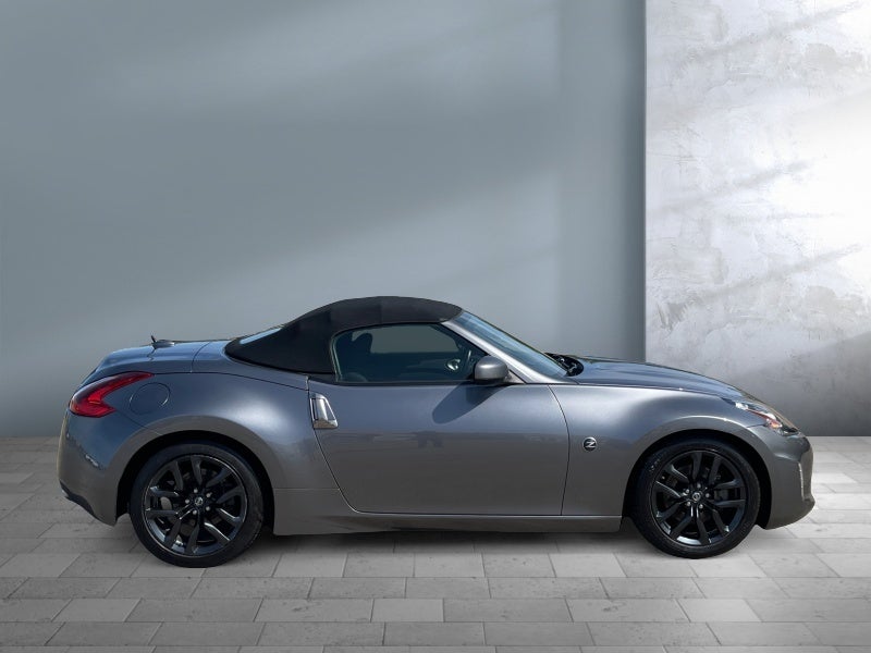 2018 Nissan 370Z Auto