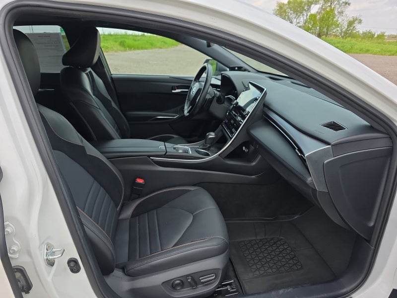 2022 Toyota Avalon Touring