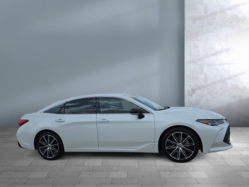 2022 Toyota Avalon Touring